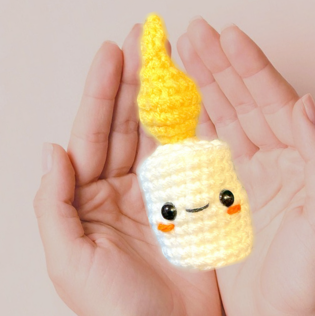 Eli the winter light | lightweight cat toy with crinkles